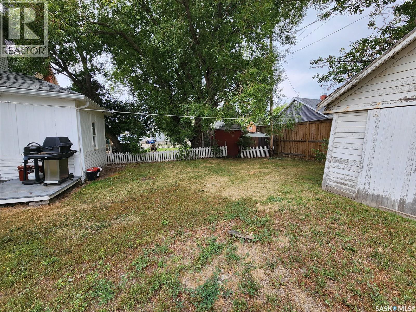 5 Prairie Avenue, Weyburn, Saskatchewan  S4H 0K9 - Photo 15 - SK020038