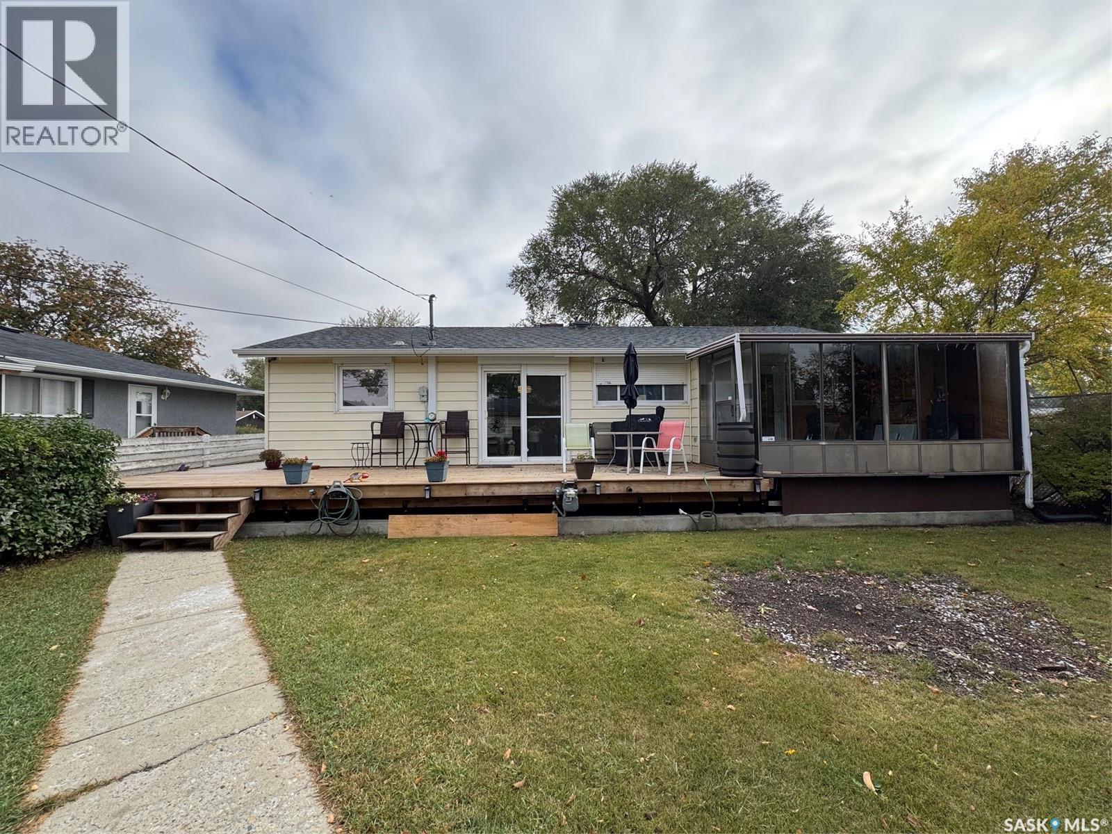 1811 91st Street, North Battleford, Saskatchewan  S9A 0A6 - Photo 34 - SK019958