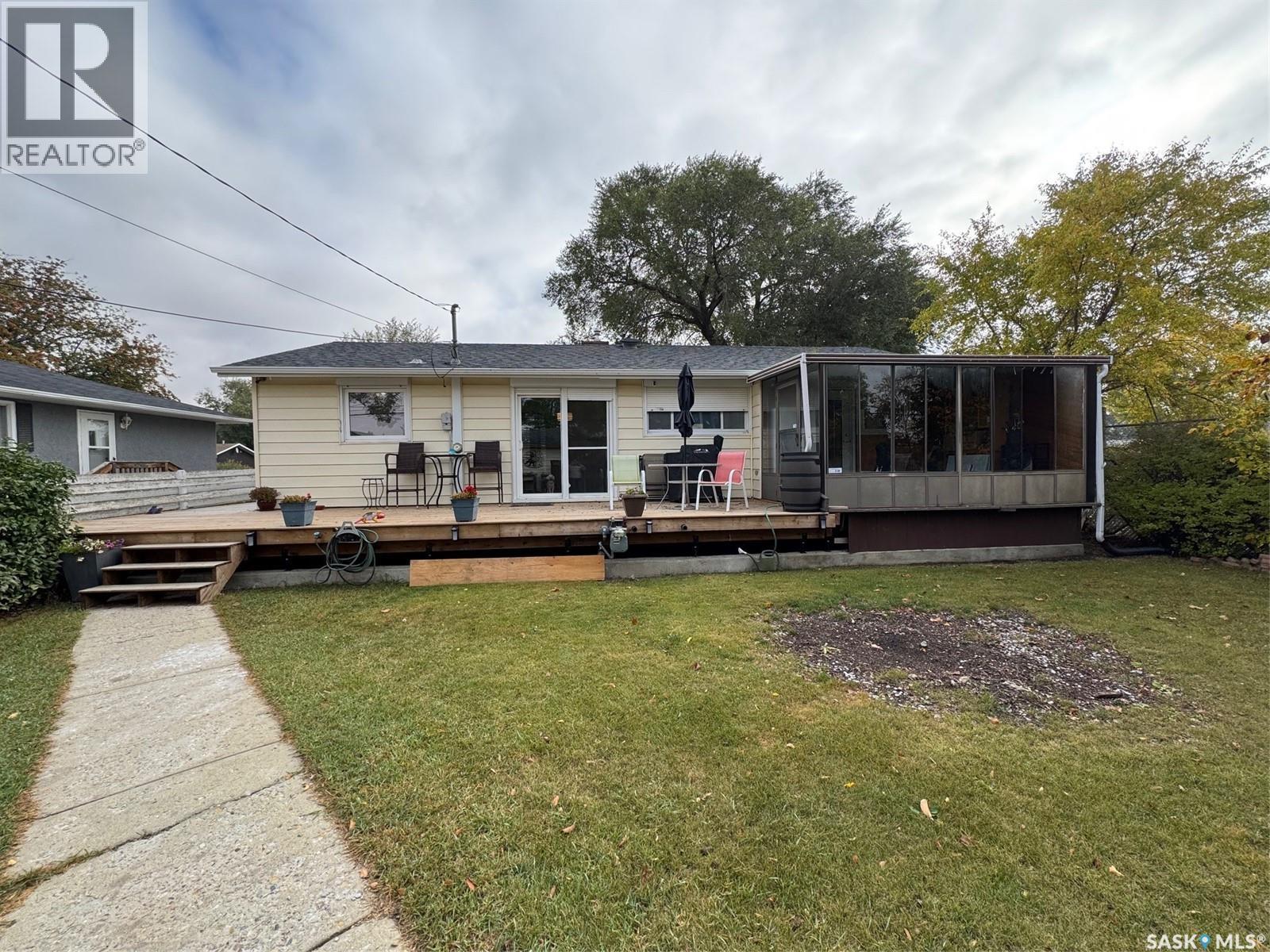 1811 91st Street, North Battleford, Saskatchewan  S9A 0A6 - Photo 35 - SK019958