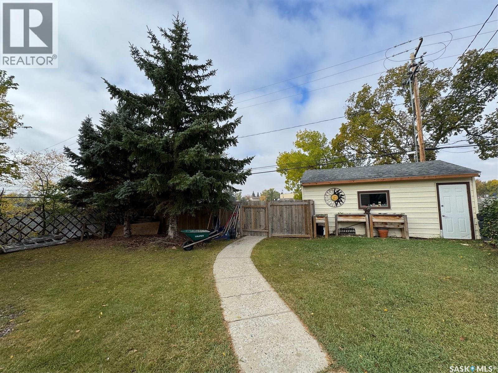 1811 91st Street, North Battleford, Saskatchewan  S9A 0A6 - Photo 36 - SK019958