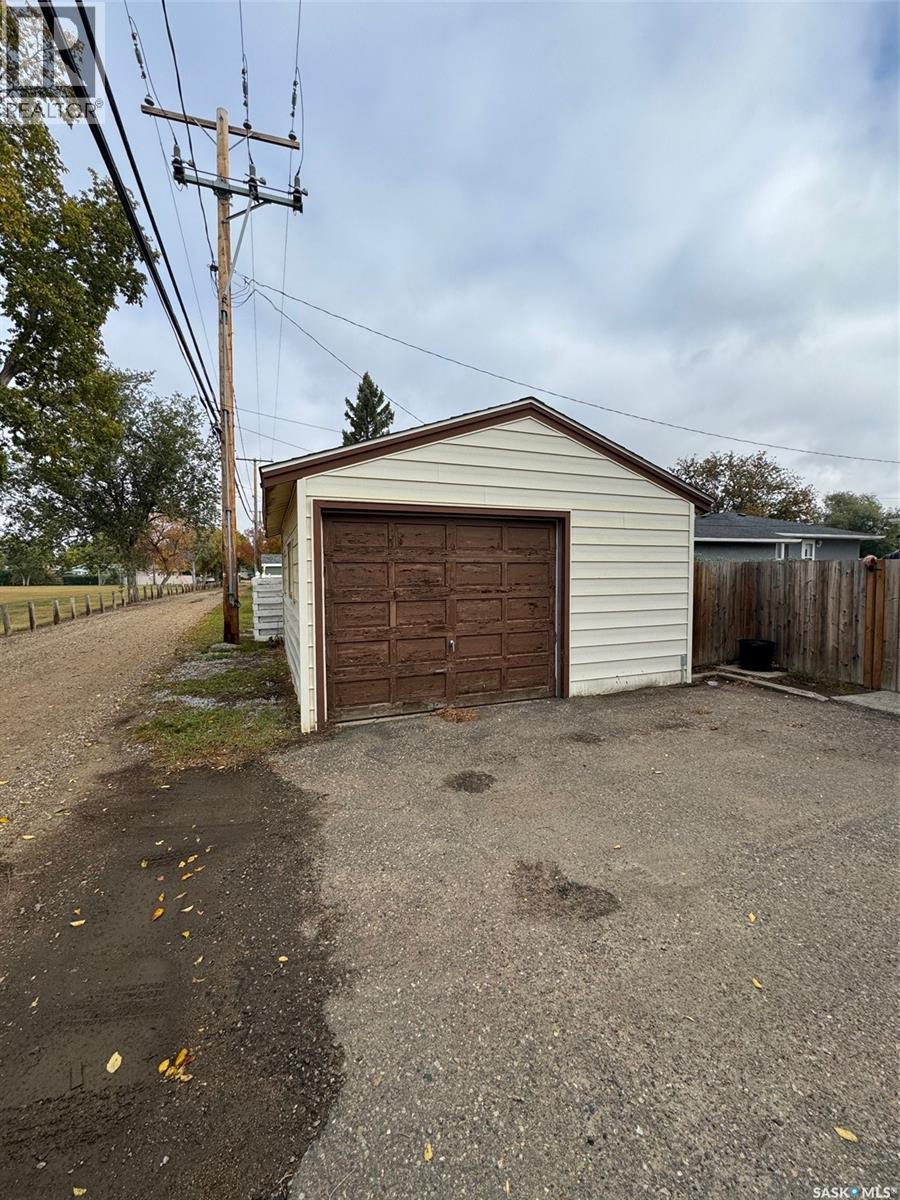 1811 91st Street, North Battleford, Saskatchewan  S9A 0A6 - Photo 38 - SK019958