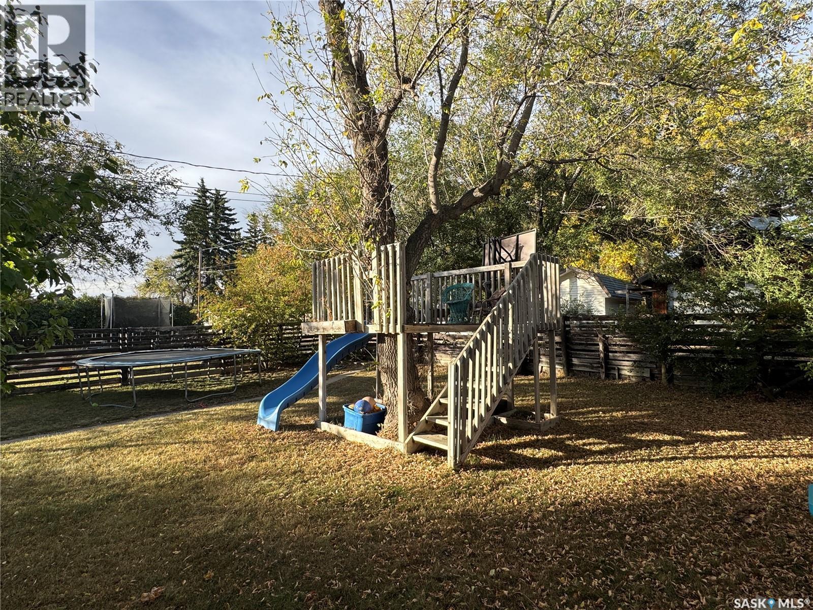307 6th Avenue E, Biggar, Saskatchewan  S0K 0M0 - Photo 34 - SK019946
