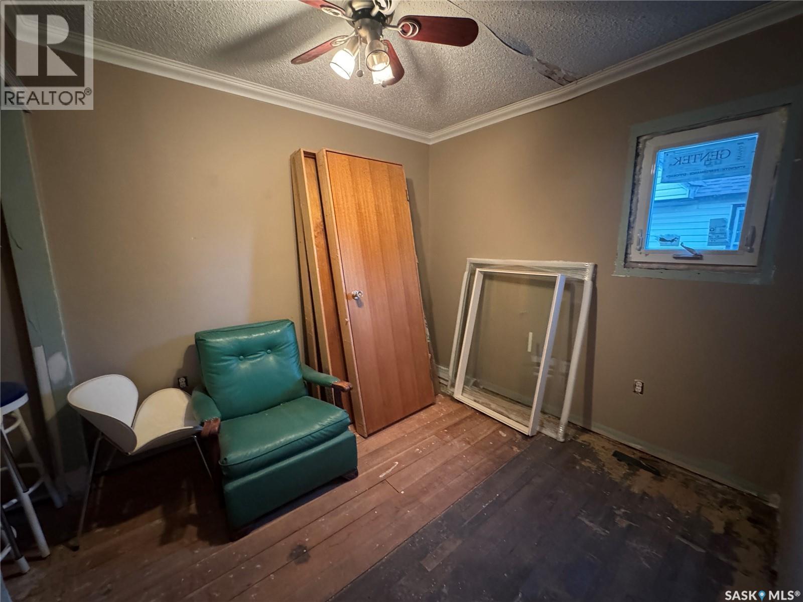 319 3rd Avenue W, Biggar, Saskatchewan  S0K 0M0 - Photo 10 - SK019945