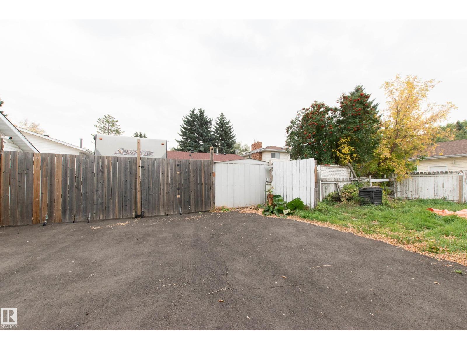 7 Ekota Cr Nw, Edmonton, Alberta  T6K 2J6 - Photo 10 - E4460767