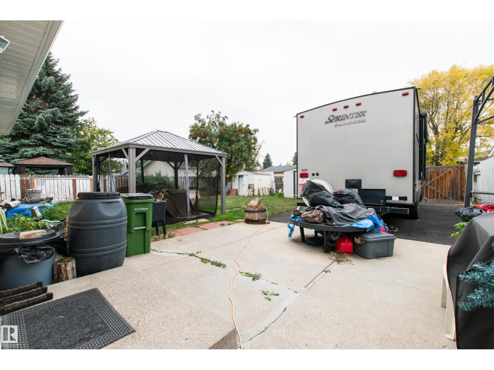7 Ekota Cr Nw, Edmonton, Alberta  T6K 2J6 - Photo 6 - E4460767