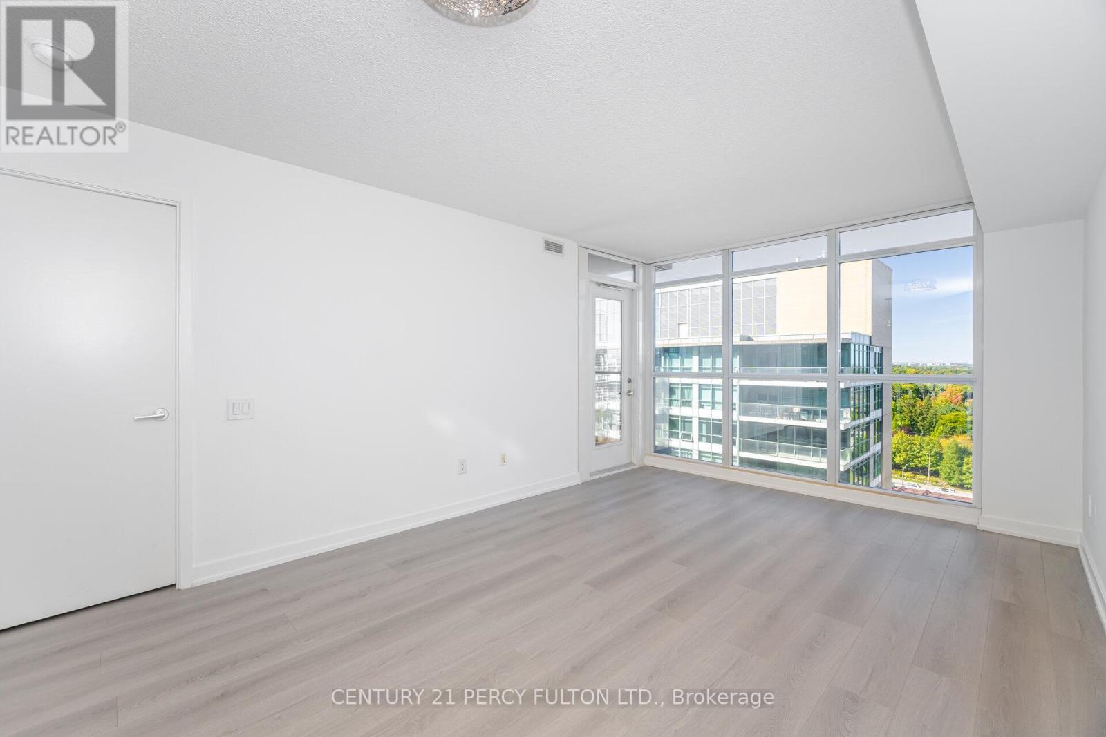 1518 - 19 Singer Court, Toronto (Bayview Village), Ontario  M2K 0B2 - Photo 12 - C12444232