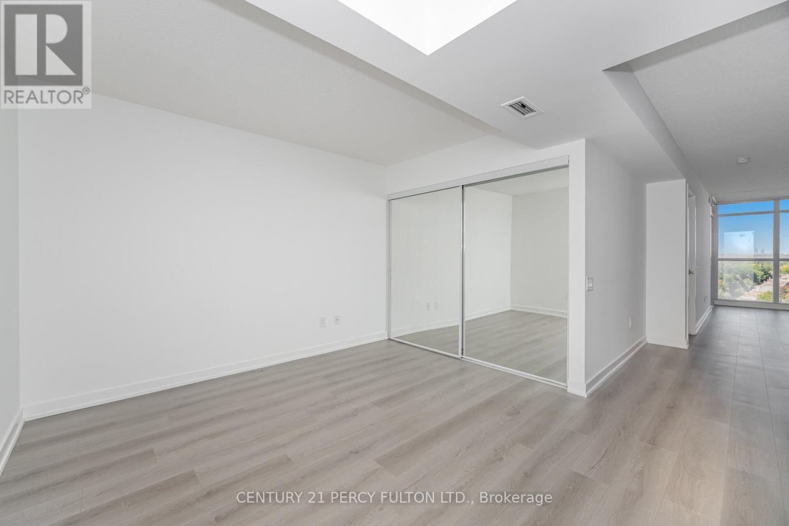 1518 - 19 Singer Court, Toronto (Bayview Village), Ontario  M2K 0B2 - Photo 20 - C12444232