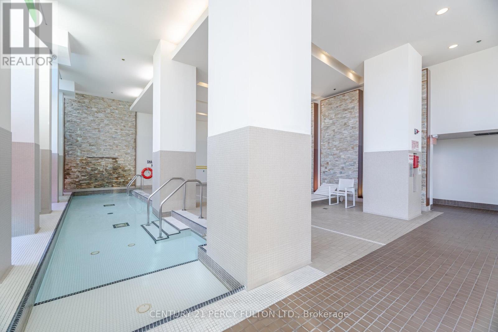 1518 - 19 Singer Court, Toronto (Bayview Village), Ontario  M2K 0B2 - Photo 36 - C12444232