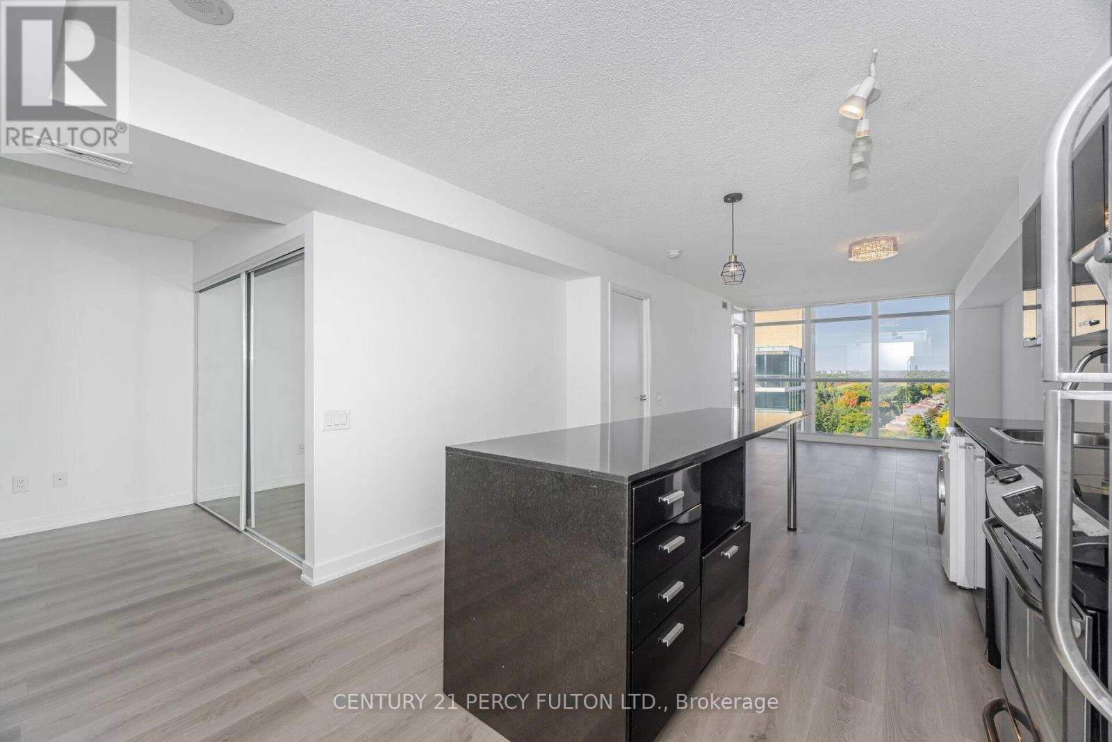 1518 - 19 Singer Court, Toronto (Bayview Village), Ontario  M2K 0B2 - Photo 9 - C12444232