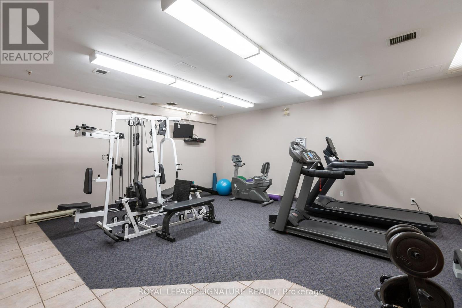 206 - 356 Mcrae Drive, Toronto, Ontario  M4G 4G4 - Photo 25 - C12444238