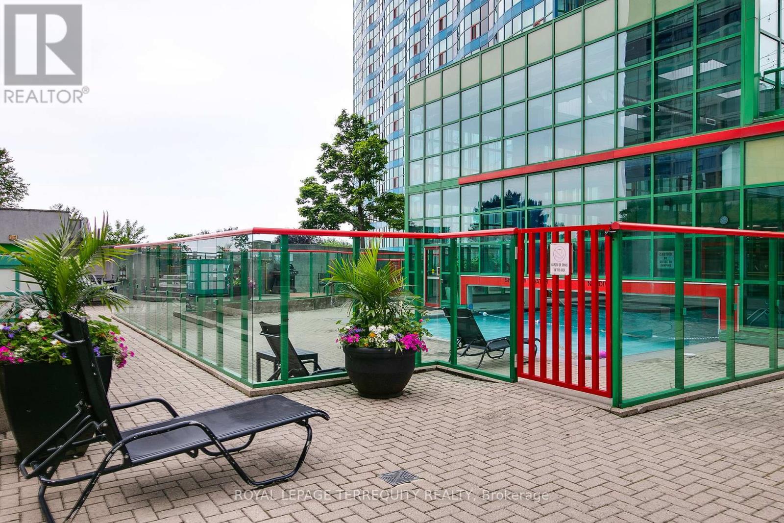3803 - 99 Harbour Square, Toronto, Ontario  M5J 2H2 - Photo 39 - C12444246