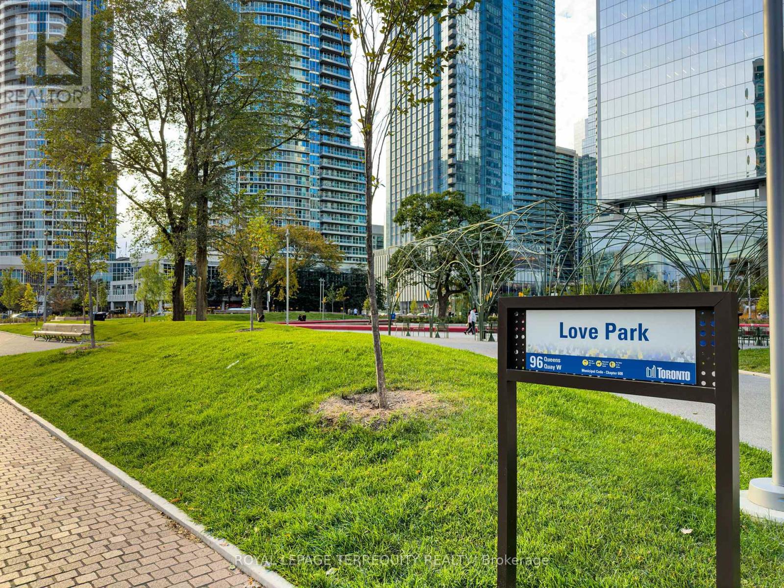 3803 - 99 Harbour Square, Toronto, Ontario  M5J 2H2 - Photo 44 - C12444246