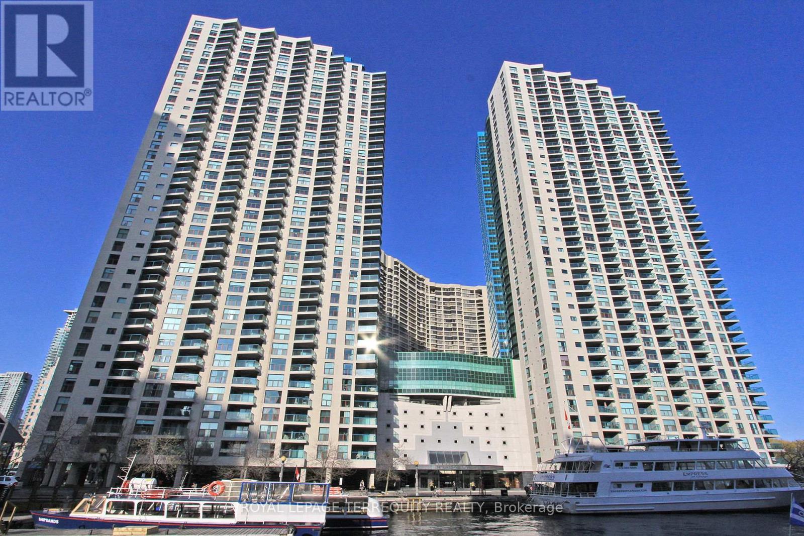 3803 - 99 Harbour Square, Toronto, Ontario  M5J 2H2 - Photo 45 - C12444246