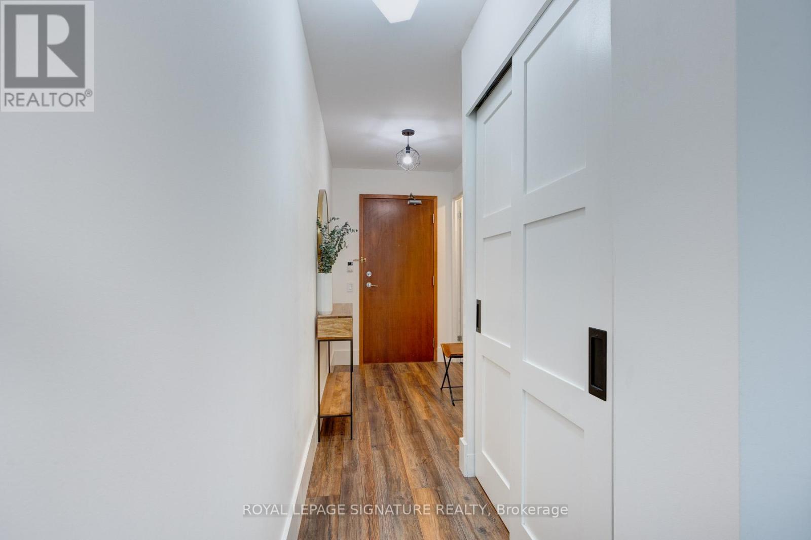 208e - 500 Queens Quay W, Toronto, Ontario  M5V 3K8 - Photo 13 - C12444259
