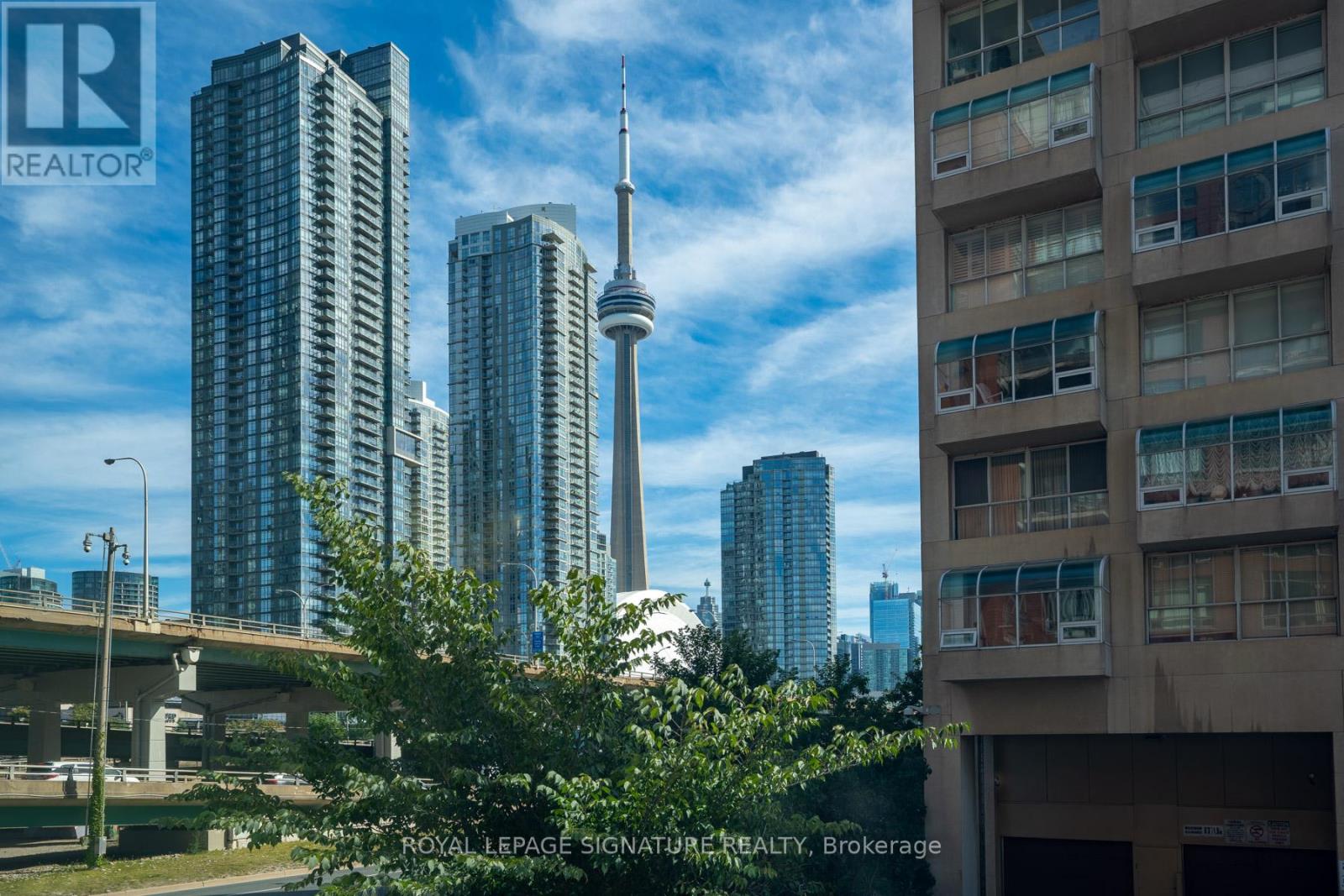 208e - 500 Queens Quay W, Toronto, Ontario  M5V 3K8 - Photo 23 - C12444259