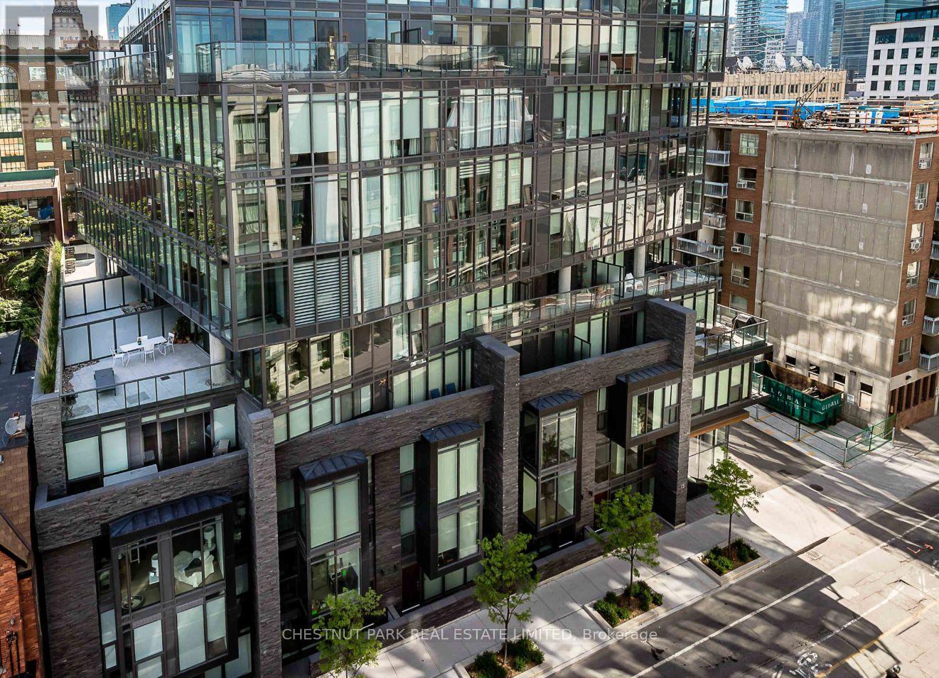 Th25 - 15 Beverley Street, Toronto, Ontario  M5T 1X8 - Photo 1 - C12444287