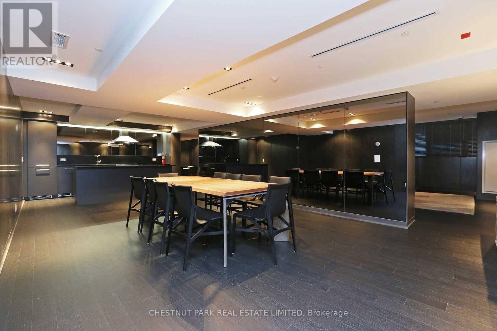 Th25 - 15 Beverley Street, Toronto, Ontario  M5T 1X8 - Photo 11 - C12444287