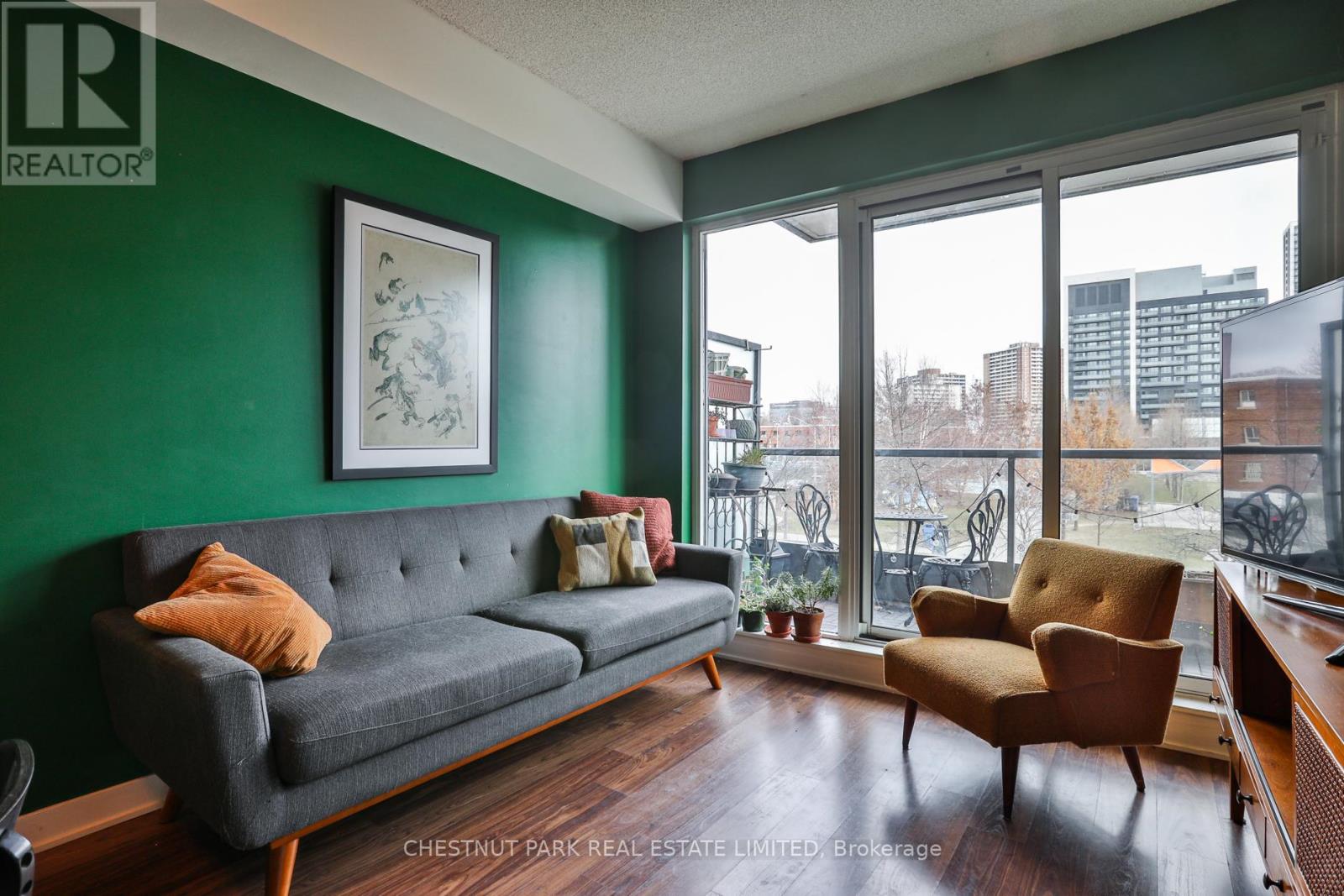 208 - 260 Sackville Street, Toronto (Regent Park), Ontario  M5A 0B3 - Photo 7 - C12444311