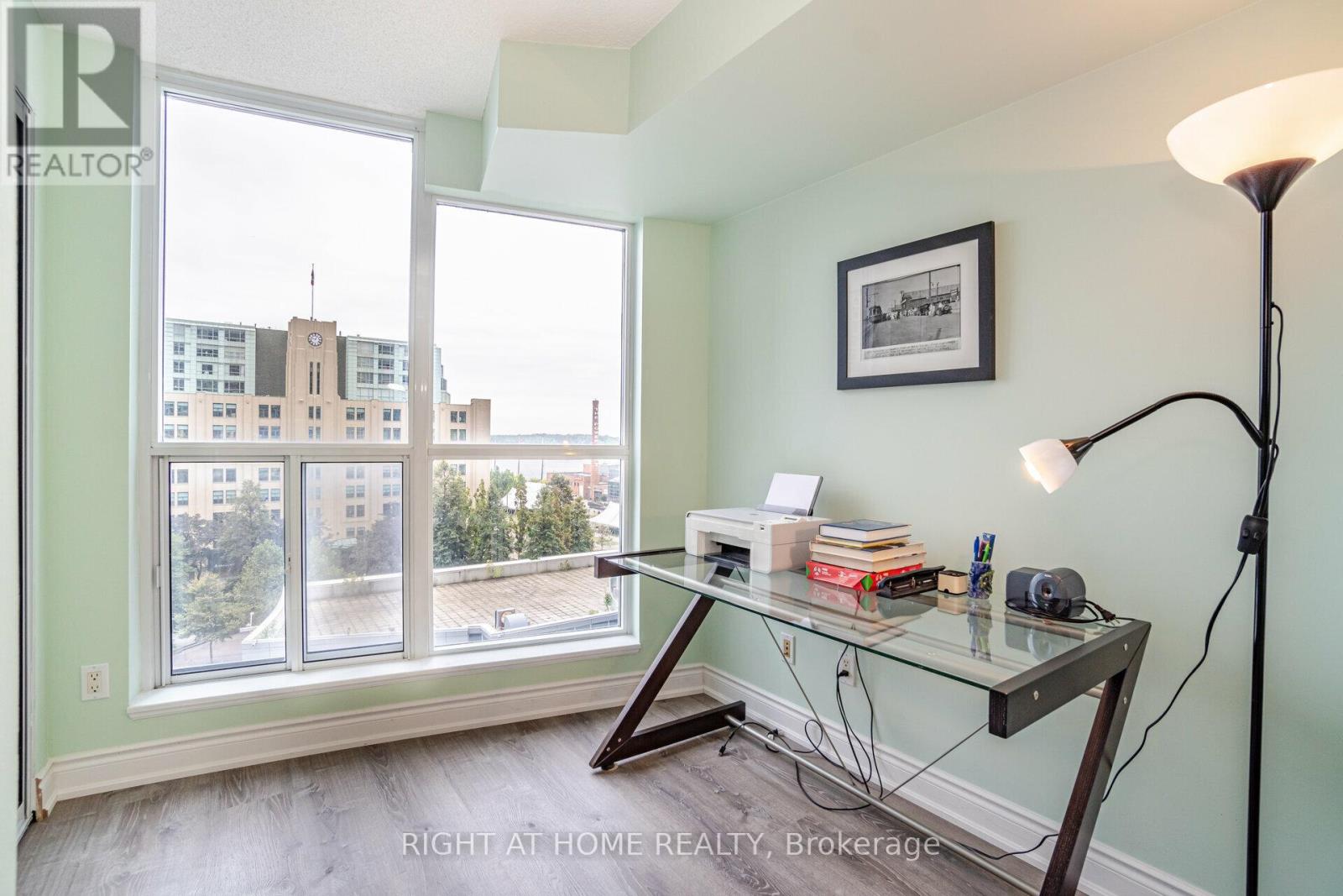 809 - 8 York Street S, Toronto, Ontario  M5J 2Y2 - Photo 19 - C12444315