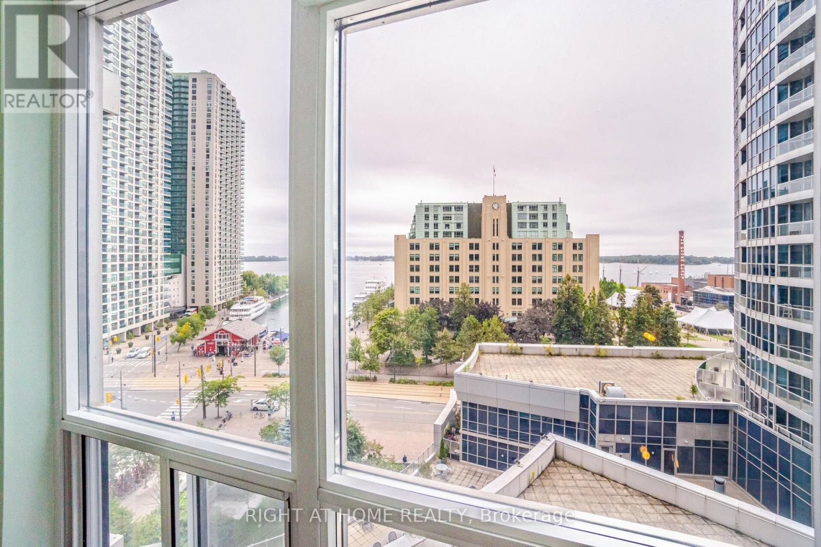809 - 8 York Street S, Toronto, Ontario  M5J 2Y2 - Photo 20 - C12444315