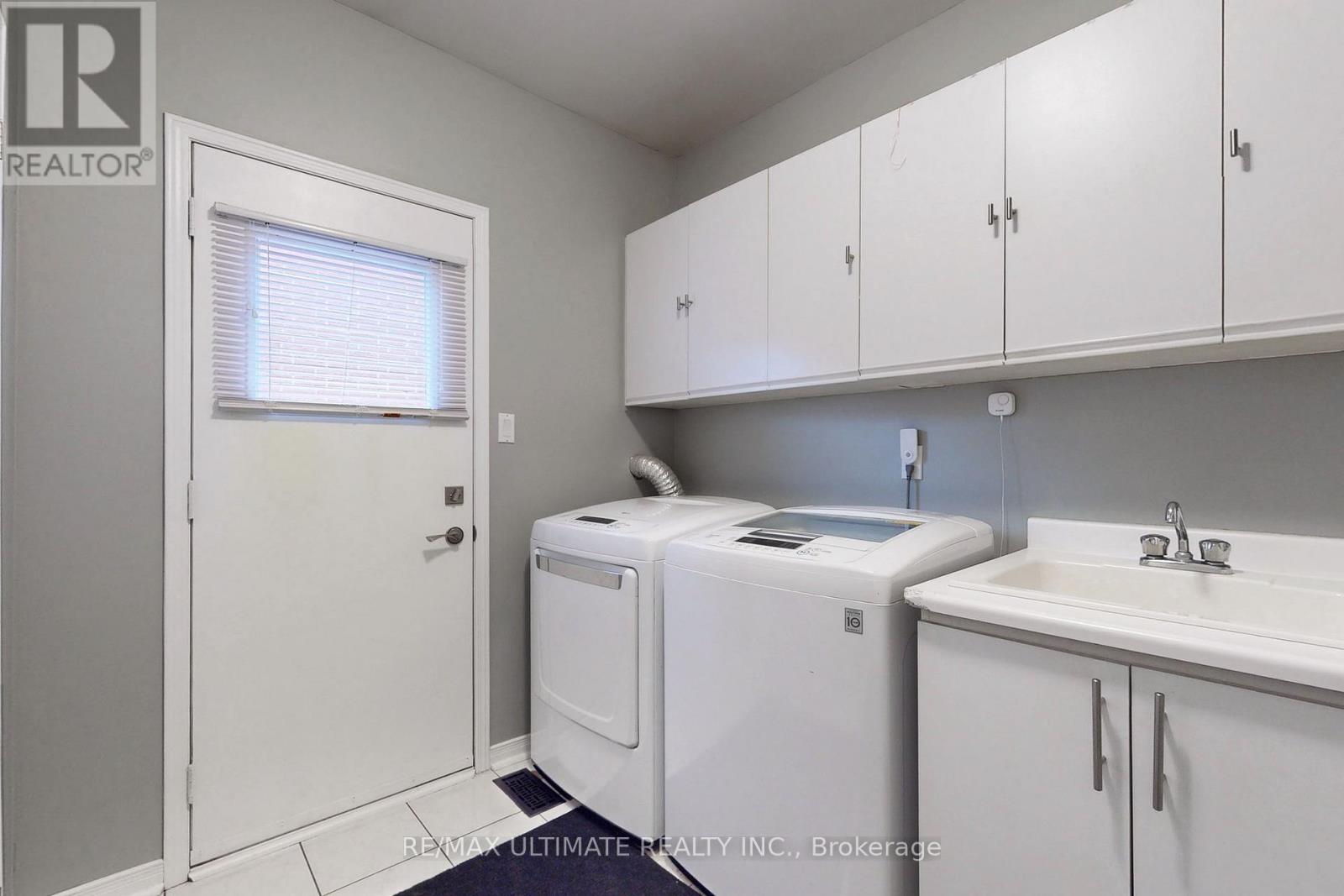 25 Winterberry Drive, Whitby (Rolling Acres), Ontario  L1R 1Z2 - Photo 12 - E12444341