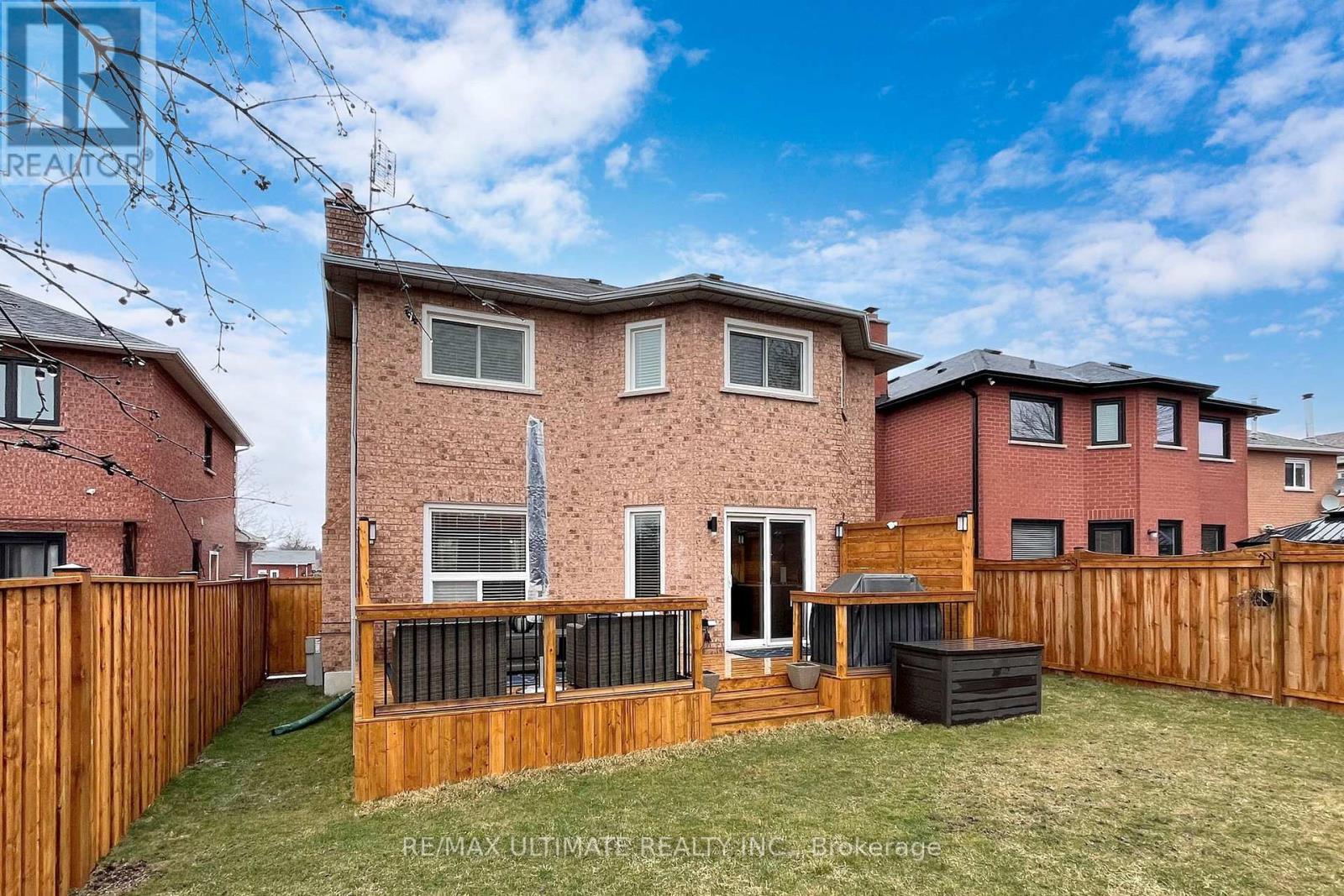 25 Winterberry Drive, Whitby (Rolling Acres), Ontario  L1R 1Z2 - Photo 24 - E12444341