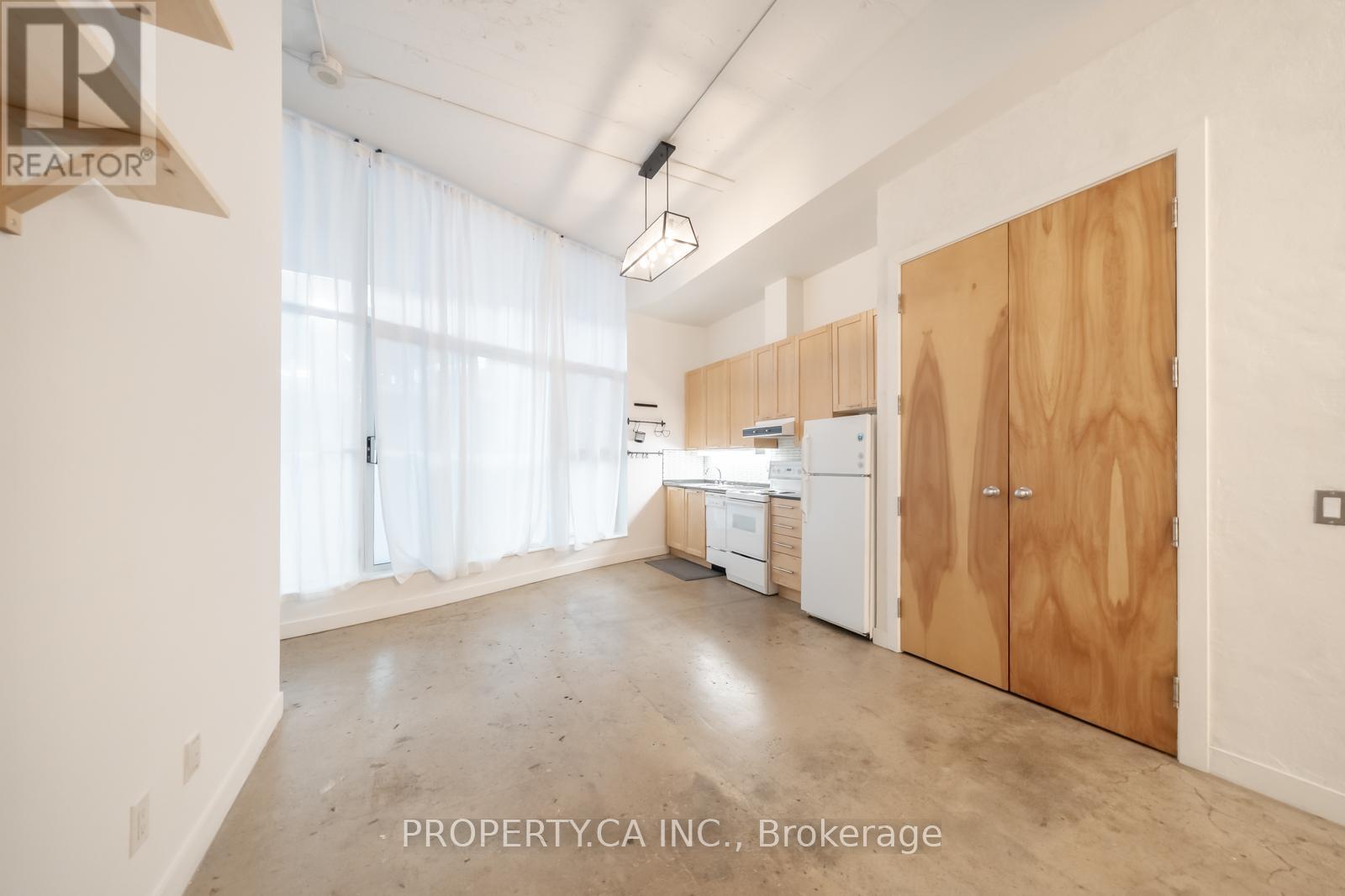 860 - 155 Dalhousie Street, Toronto, Ontario  M5B 2P7 - Photo 2 - C12443942