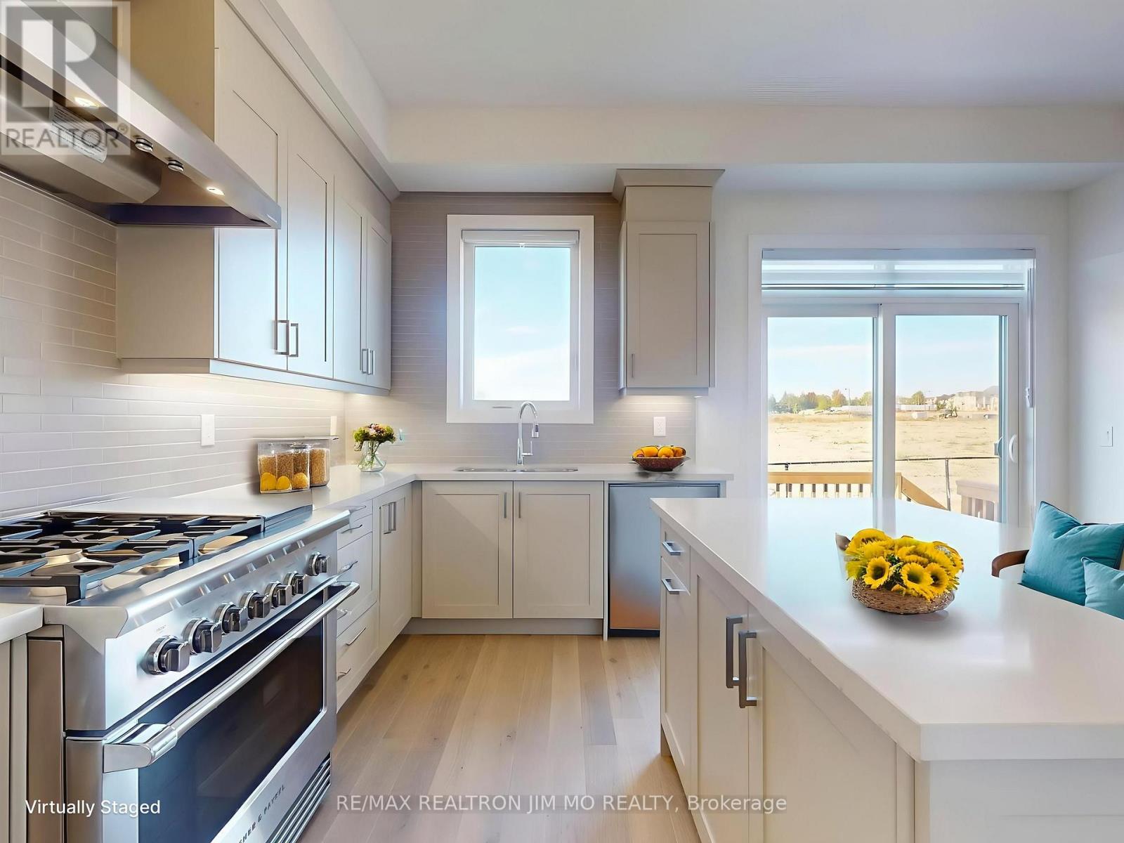 20 Nanhai Avenue, Markham, Ontario  L6C 3M9 - Photo 6 - N12442028