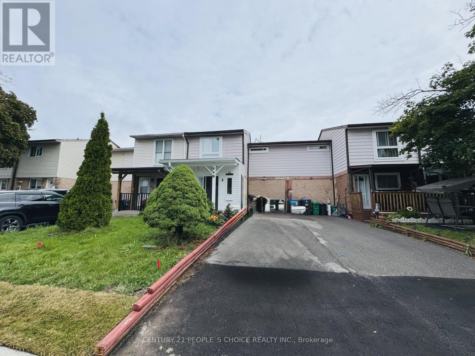 46 Hindquarter Court, Brampton, Ontario  L6S 2C4 - Photo 2 - W12382876