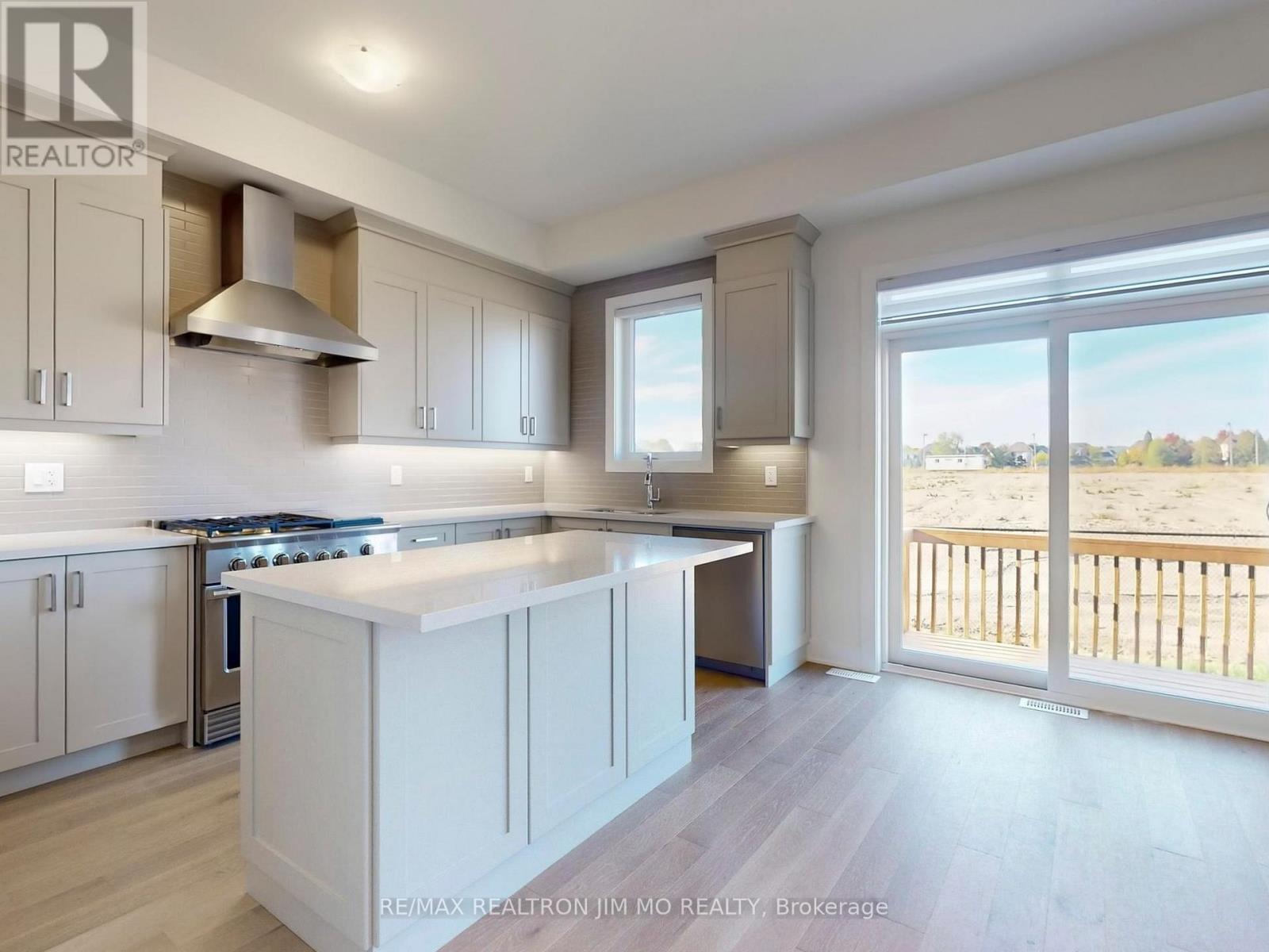 20 Nanhai Avenue, Markham, Ontario  L6C 3M9 - Photo 10 - N12442028