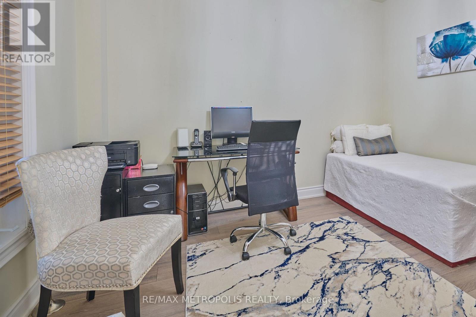 4 Champion Court, Brampton (Credit Valley), Ontario  L6Y 5G9 - Photo 12 - W12443242