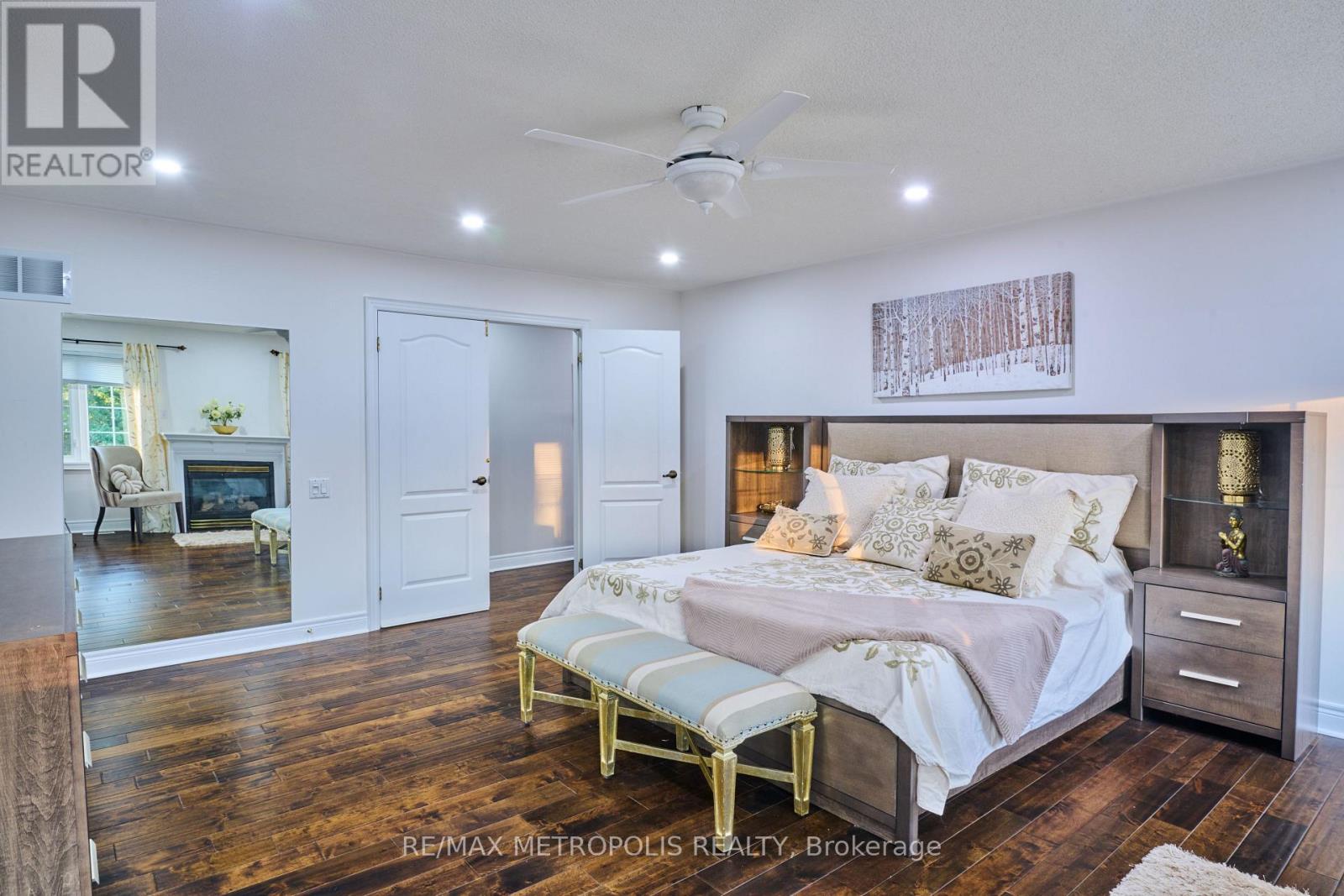 4 Champion Court, Brampton (Credit Valley), Ontario  L6Y 5G9 - Photo 33 - W12443242