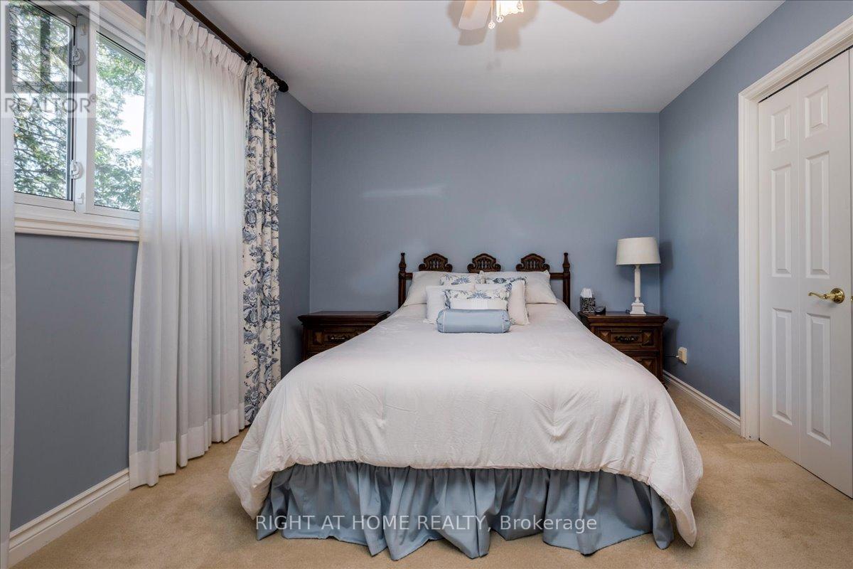 140 Orsi Drive, Newmarket (Gorham-College Manor), Ontario  L3Y 3H6 - Photo 19 - N12444224