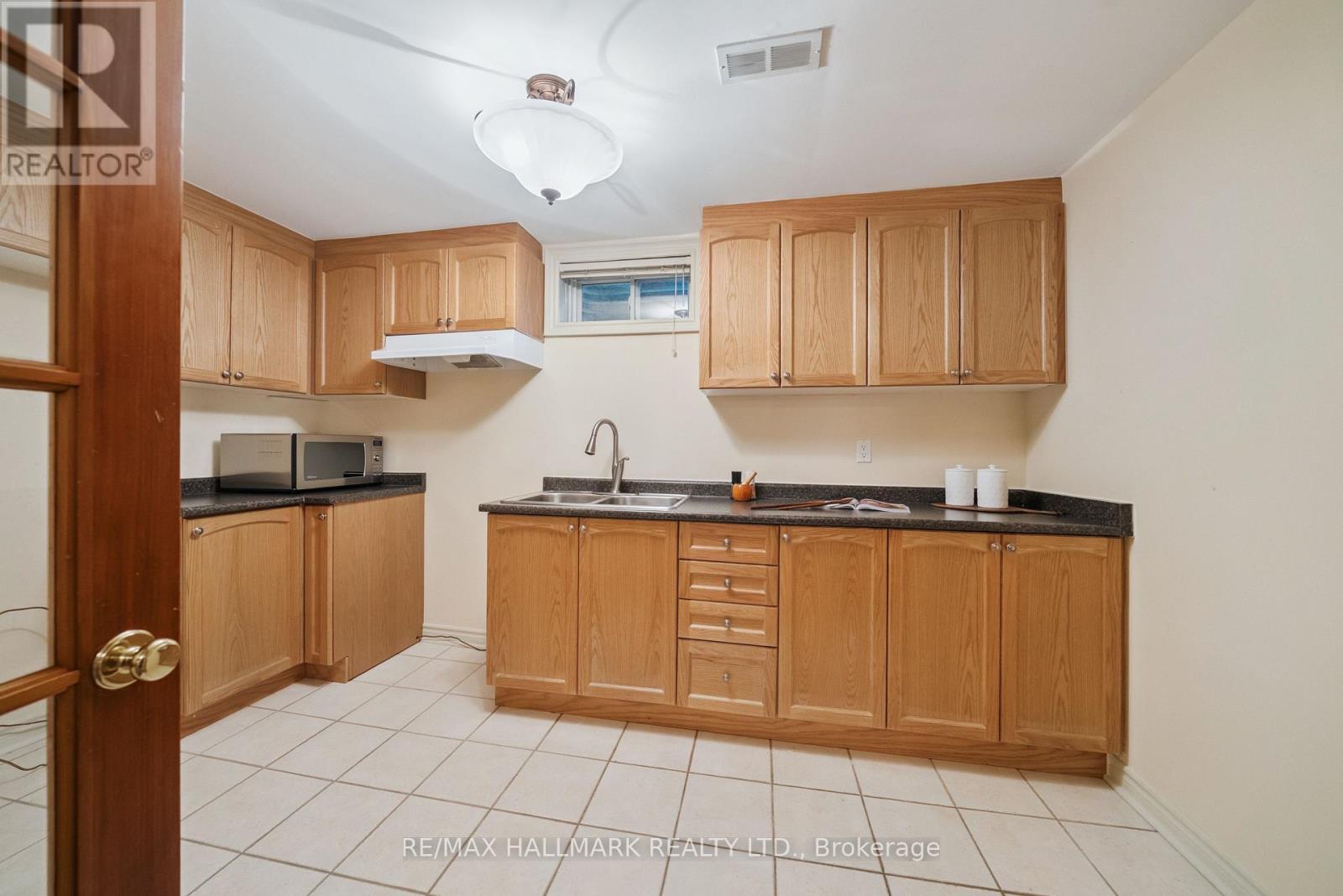 140 Reeve Drive, Markham, Ontario  L3P 6C6 - Photo 39 - N12444263