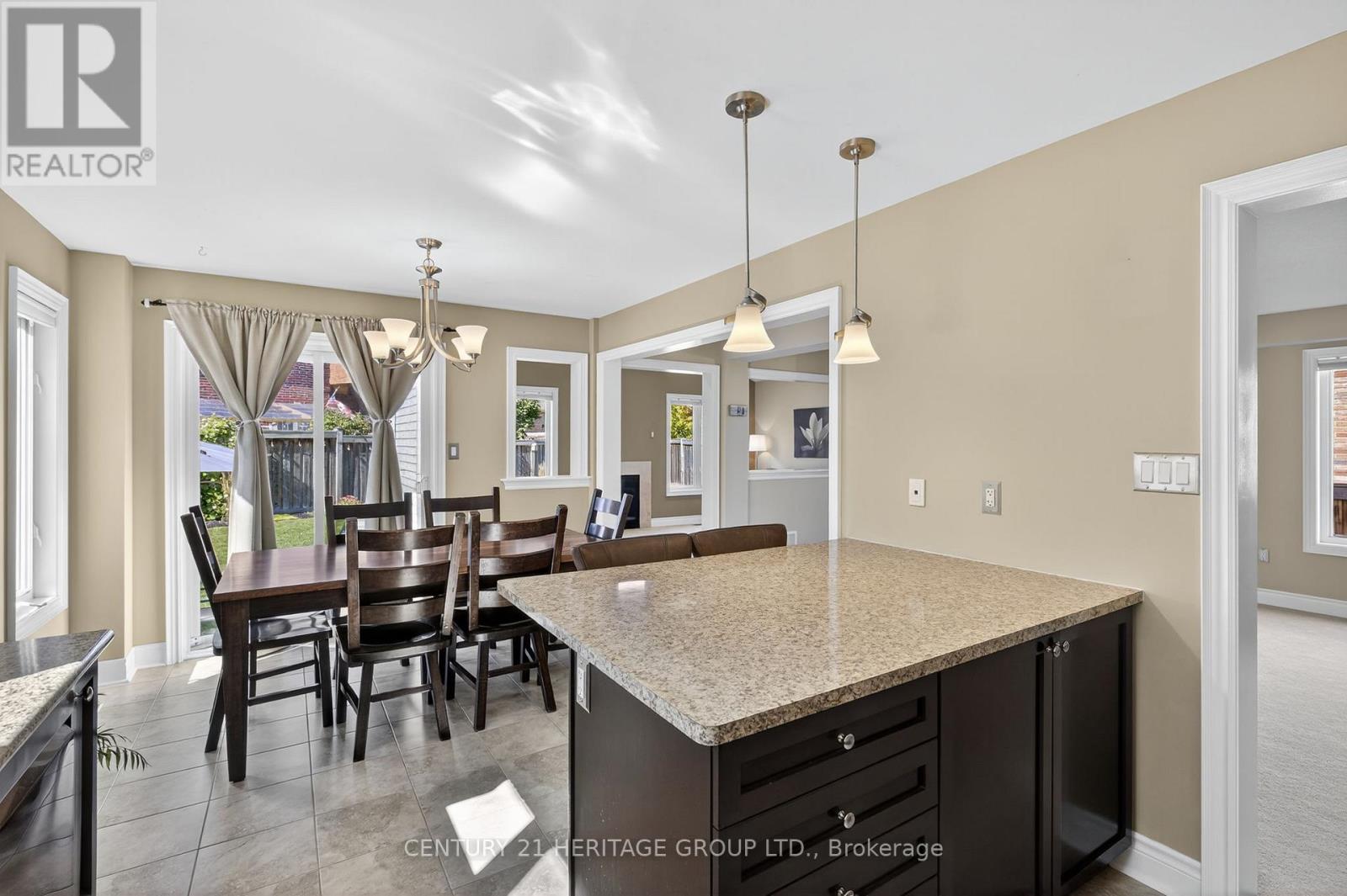 63 Jewelwing Court, Bradford West Gwillimbury (Bradford), Ontario  L3Z 0N7 - Photo 16 - N12444286