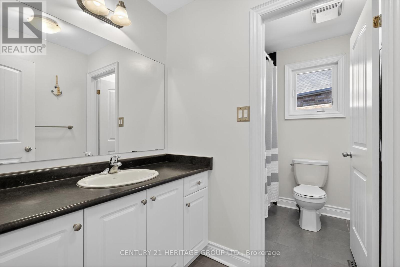 63 Jewelwing Court, Bradford West Gwillimbury (Bradford), Ontario  L3Z 0N7 - Photo 30 - N12444286