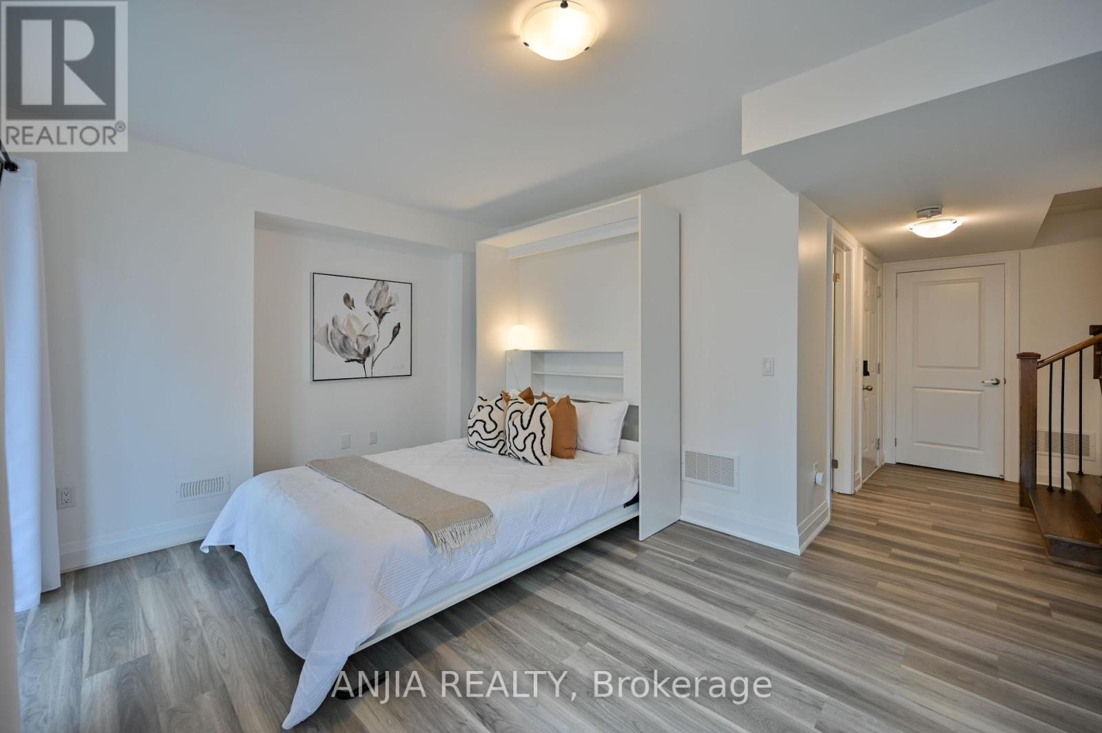 37 Duncombe Lane, Richmond Hill (South Richvale), Ontario  L4C 1C2 - Photo 44 - N12444307