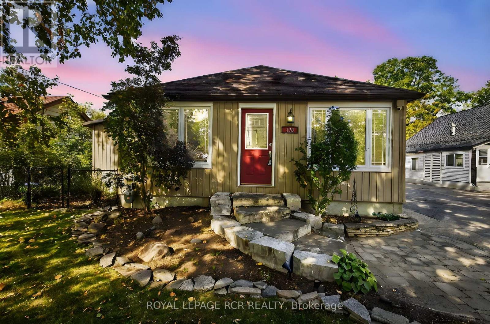 125 King Street, Essa (Angus), Ontario  L0M 1B0 - Photo 1 - N12444310