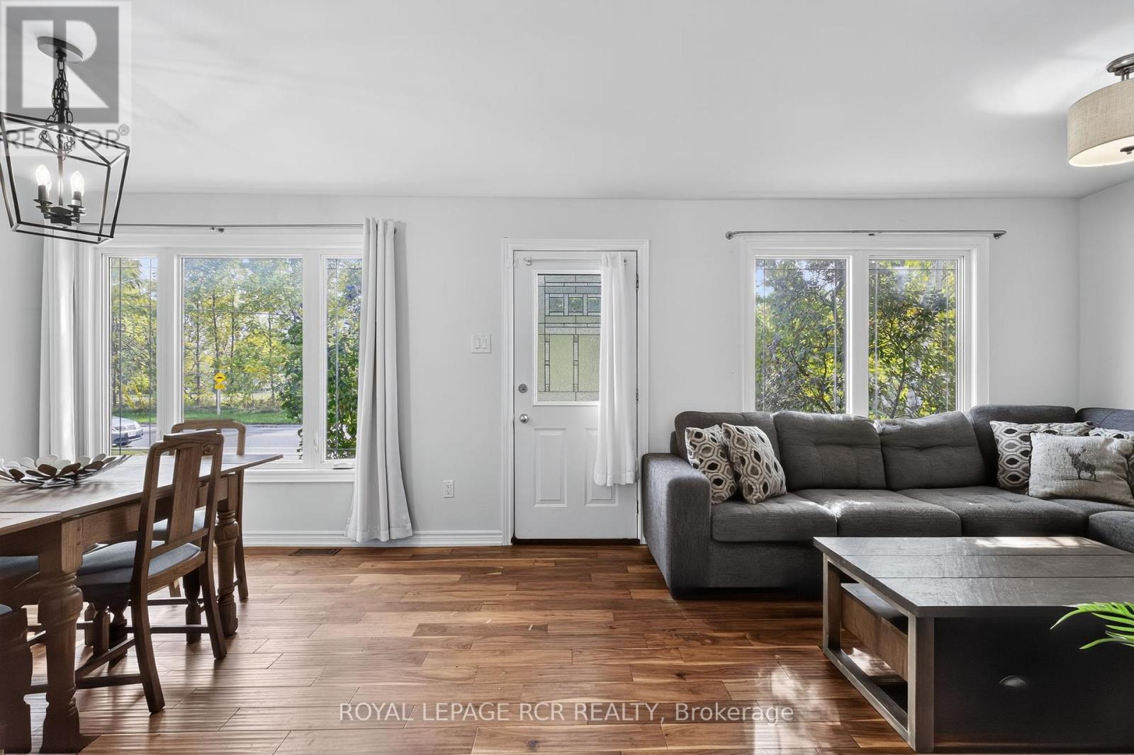 125 King Street, Essa (Angus), Ontario  L0M 1B0 - Photo 10 - N12444310