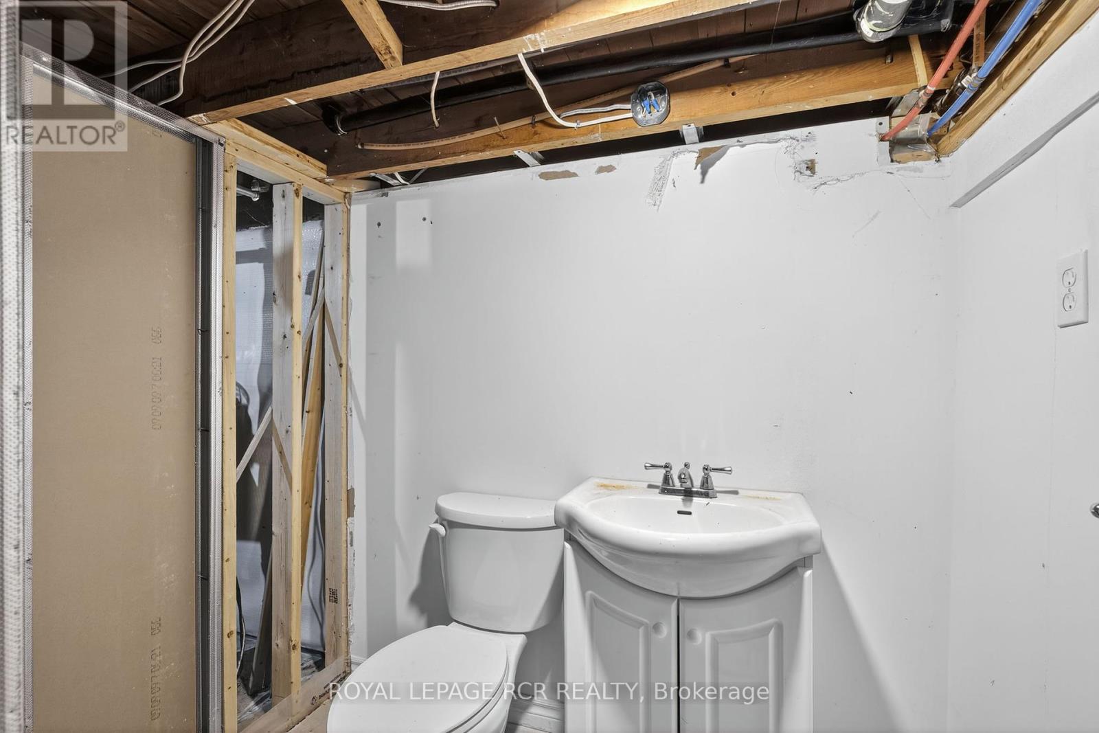 125 King Street, Essa (Angus), Ontario  L0M 1B0 - Photo 16 - N12444310
