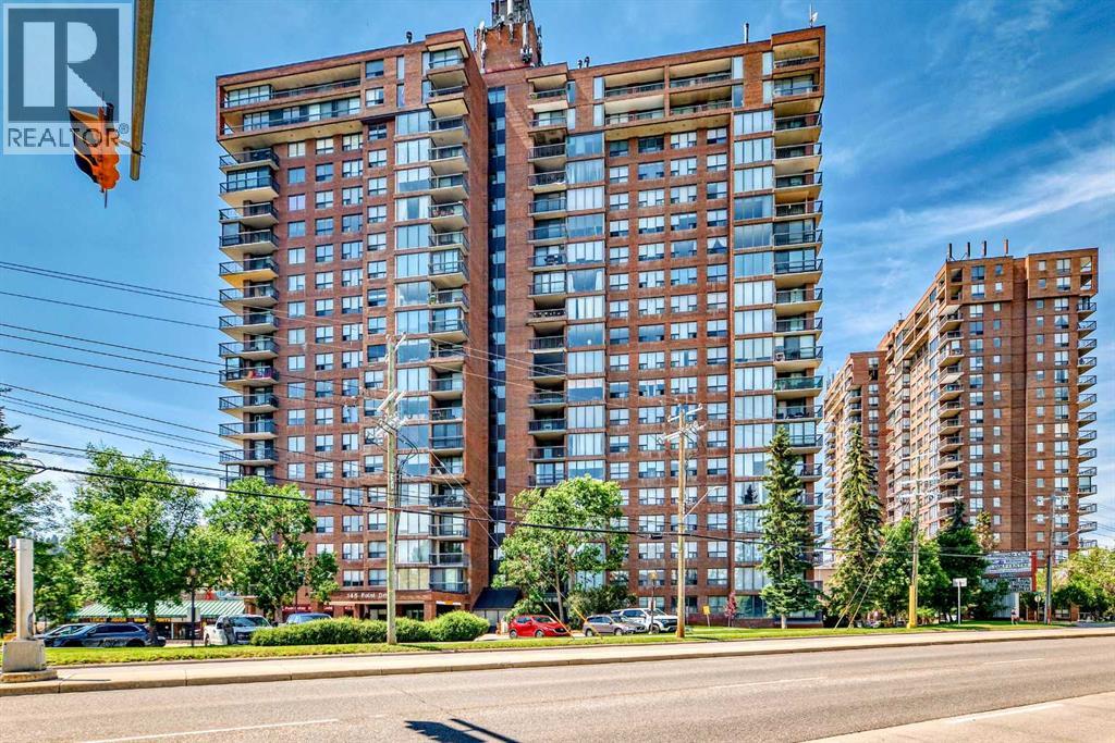 305, 145 Point Drive Nw, Calgary, Alberta  T3B 4W1 - Photo 1 - A2240036