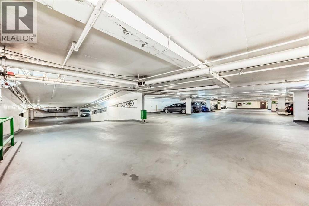 305, 145 Point Drive Nw, Calgary, Alberta  T3B 4W1 - Photo 34 - A2240036