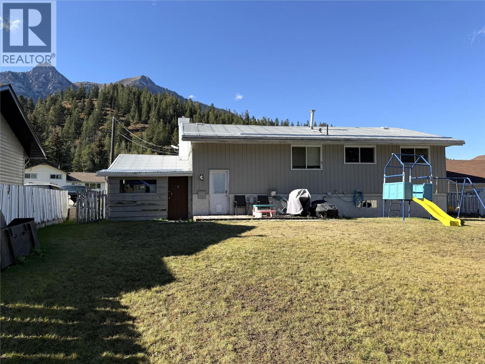 165 Cody Crescent, Elkford, British Columbia  V0B 1H0 - Photo 36 - 10364846