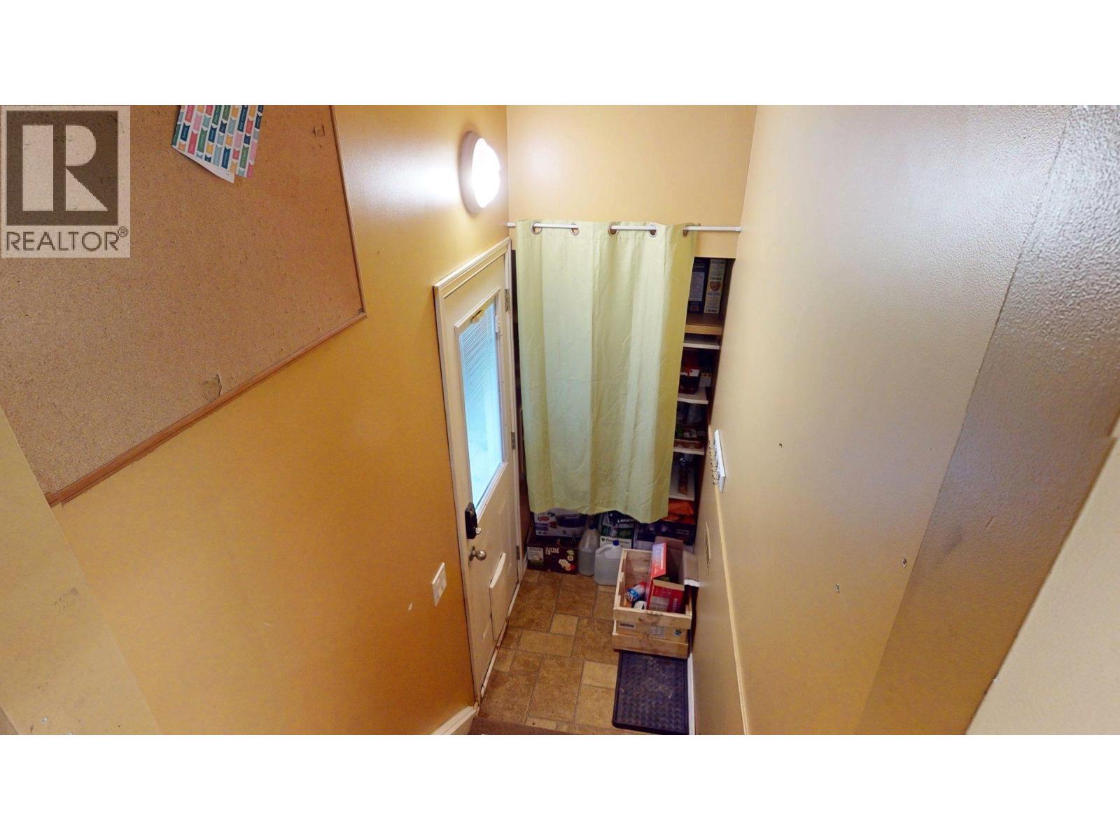 165 Cody Crescent, Elkford, British Columbia  V0B 1H0 - Photo 13 - 10364846