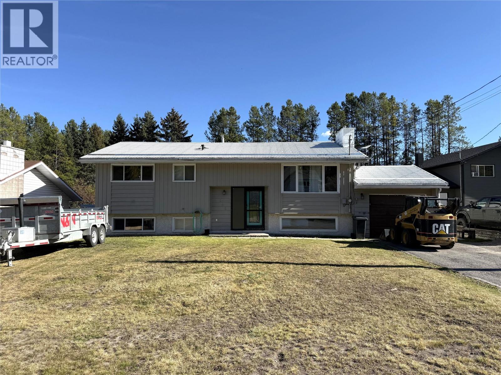 165 CODY Crescent, Elkford, British Columbia