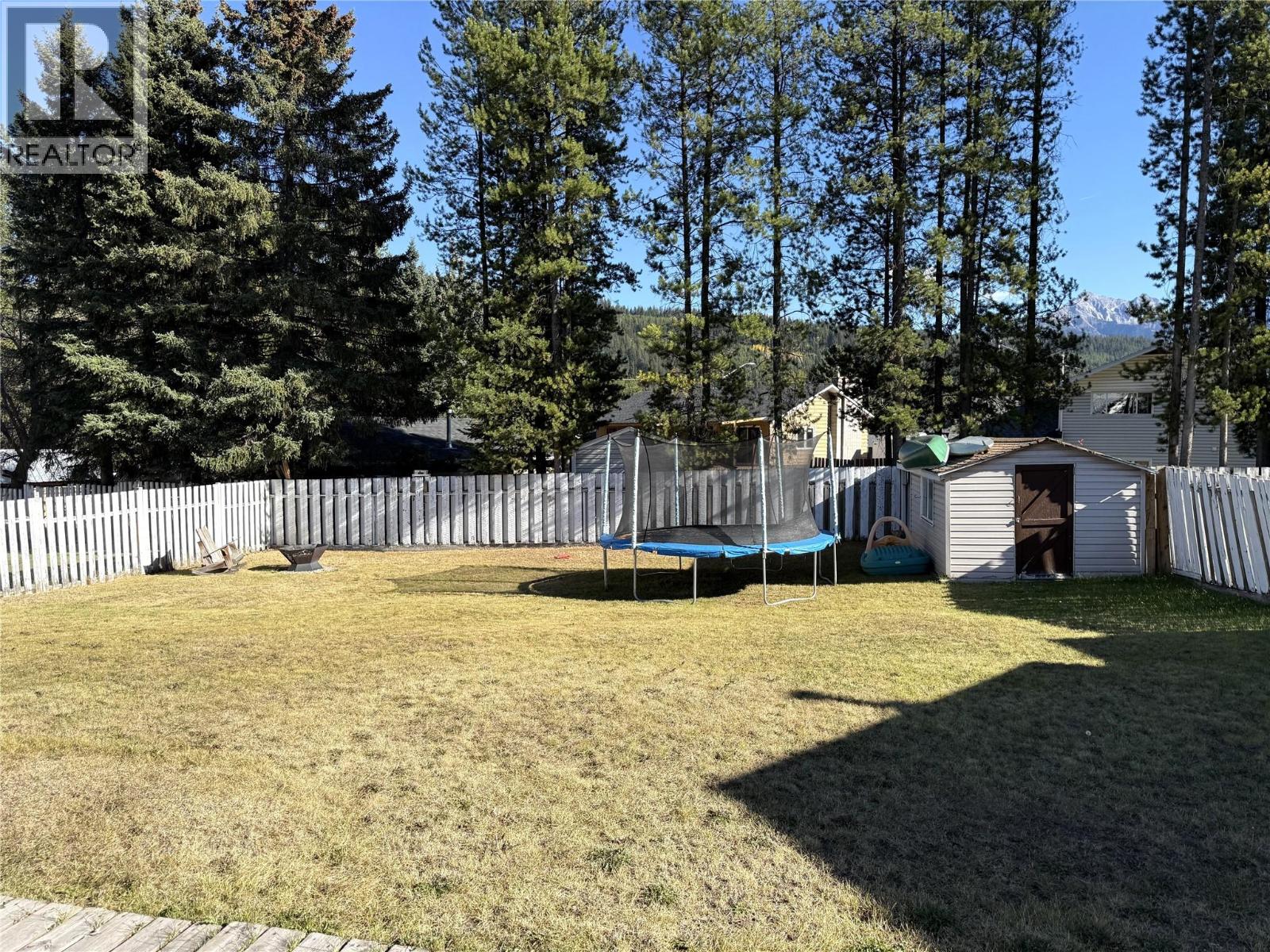 165 Cody Crescent, Elkford, British Columbia  V0B 1H0 - Photo 35 - 10364846