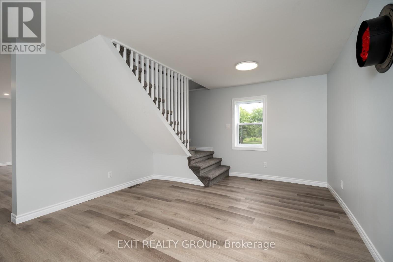 169 East Hungerford Road, Tweed (Hungerford (Twp)), Ontario  K0K 3J0 - Photo 6 - X12444373