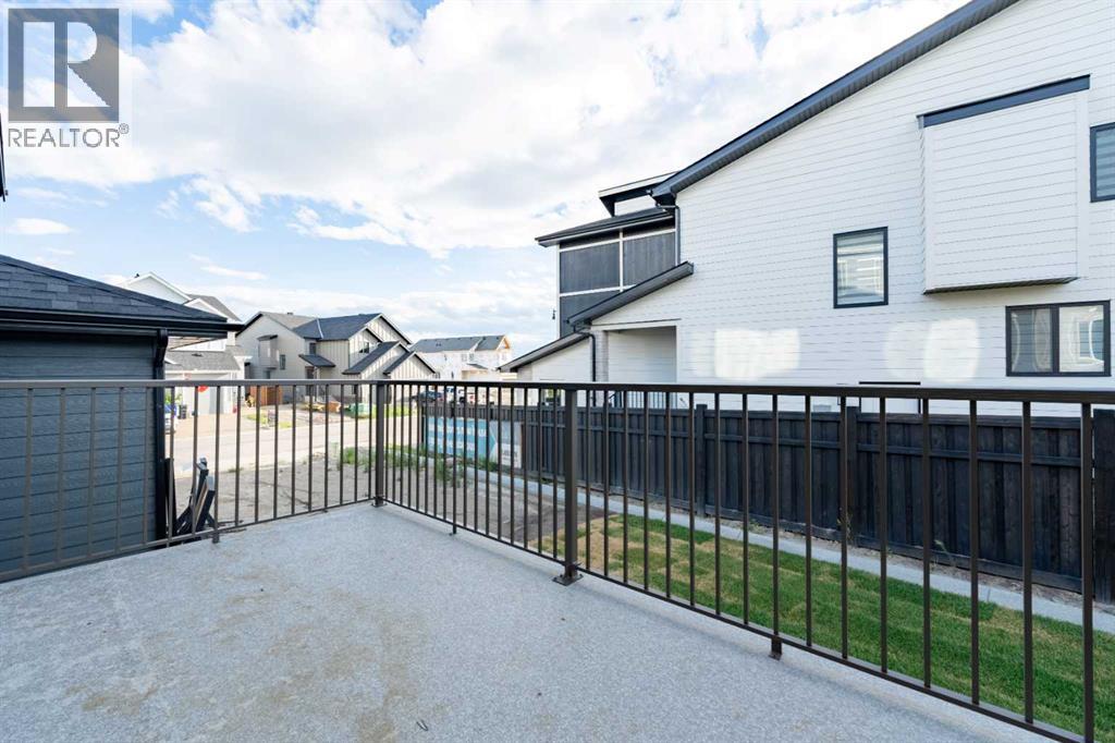 24 Sunvalley View, Cochrane, Alberta  T4C 0X8 - Photo 31 - A2253380