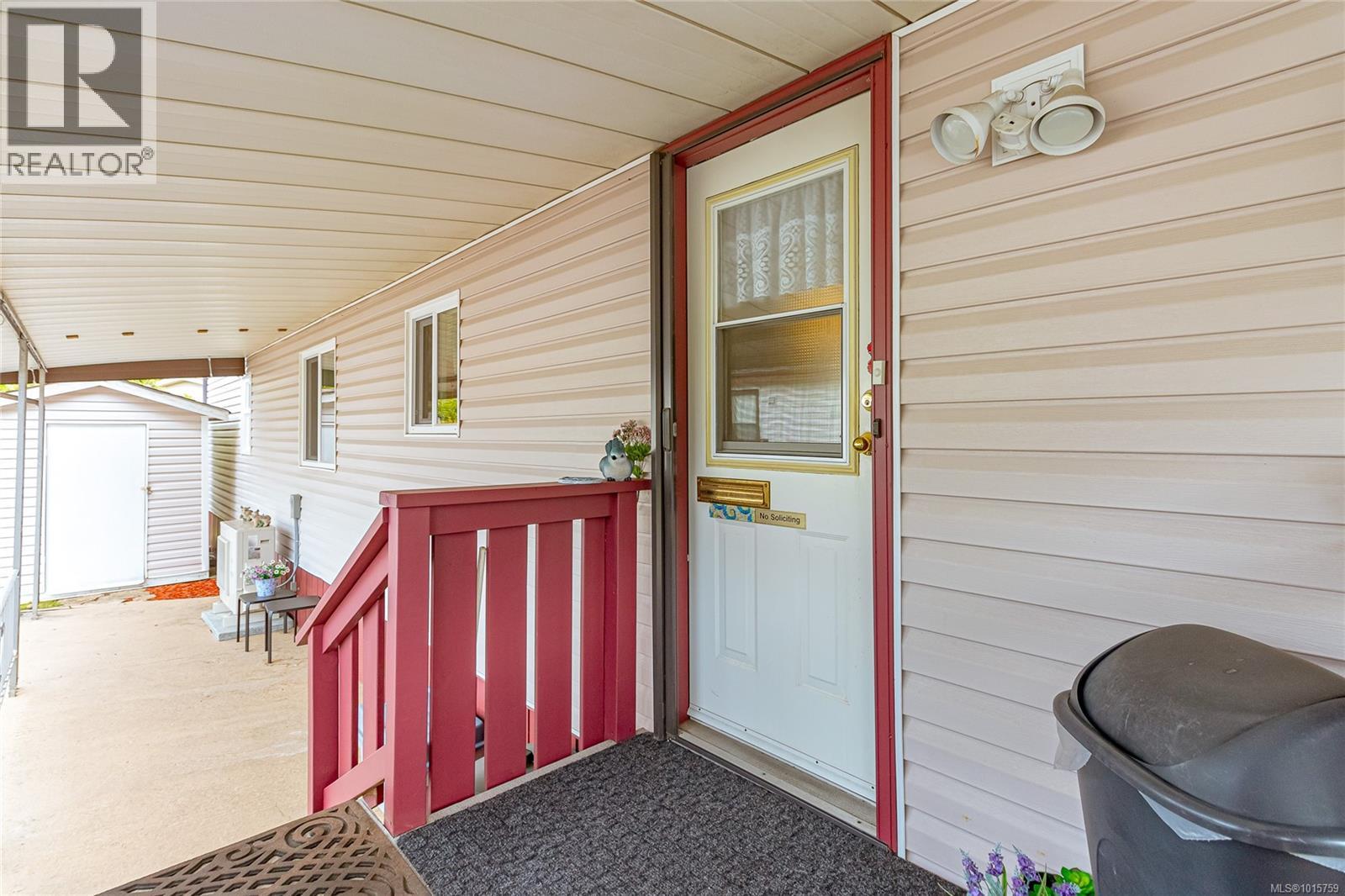 13 6245 Metral Dr, Nanaimo, British Columbia  V9T 6P8 - Photo 3 - 1015759