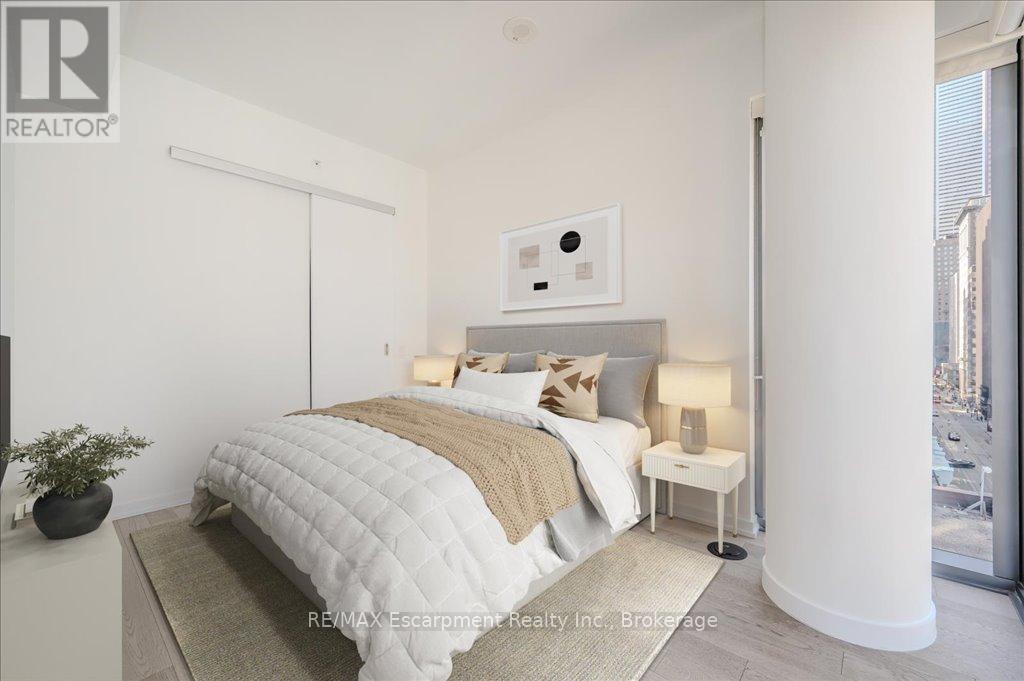 802 - 60 Colborne Street, Toronto, Ontario  M5E 0B7 - Photo 27 - C12444384